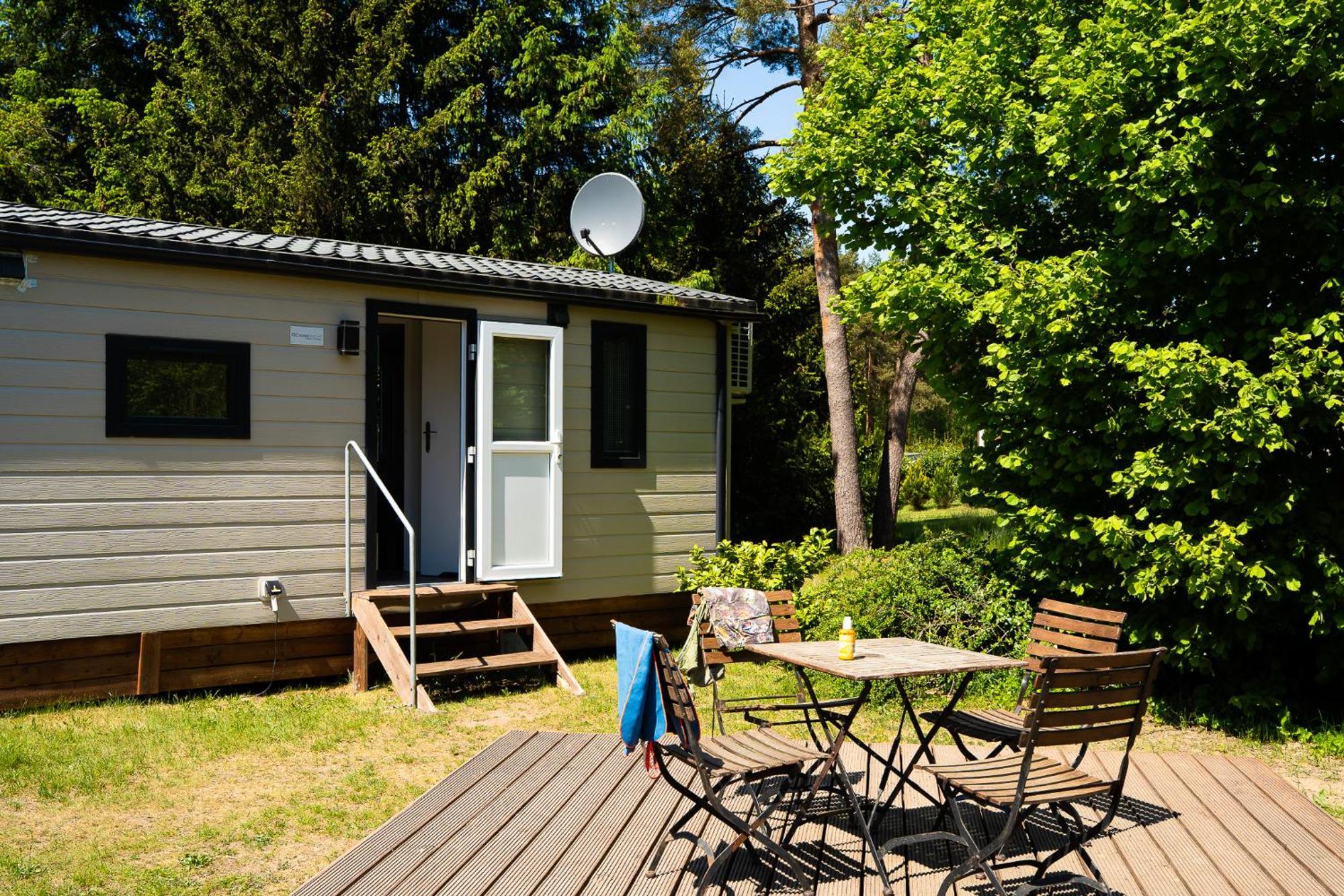 Naturcamping Lueneburger Heide - Chalets & Tiny Haeuser Soltau Exterior photo
